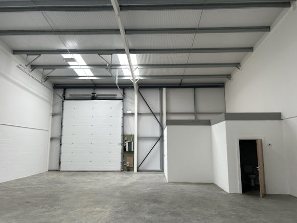 9 Welbeck Court, Peterborough, Industrial For Sale - WC & Roller Shutters