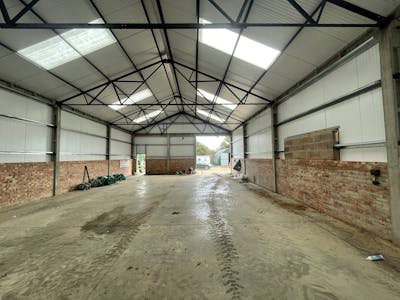 Warehouse / Workshop, Brill, Industrial / Land To Let - IMG_7633.jpeg