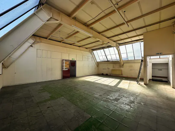 Unit 33, Hitchin, Industrial / Investment/Development For Sale - IMG_8626.JPG