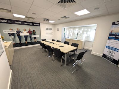 First Floor Office Premises, Oak House, Godalming, Office / Serviced Office To Let - 1000033546.jpg