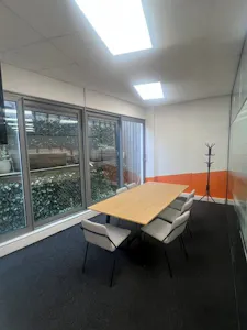 59 Tanner Street, London, Office To Let - Meeting Room (2).jpg