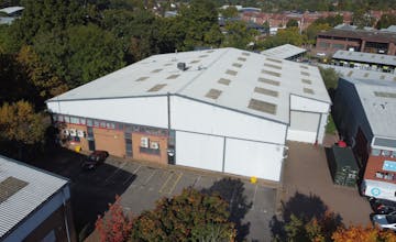 Unit 19 The Business Centre, Wokingham, Industrial / Warehouse To Let - Picture1.jpg