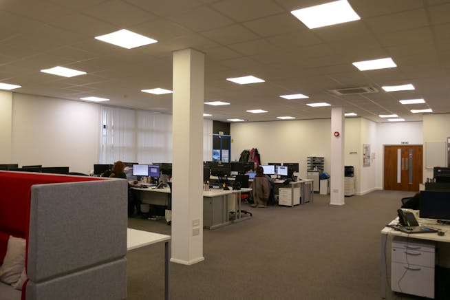 7 Astra Centre, Harlow, Offices To Let / For Sale - P1040473.JPG