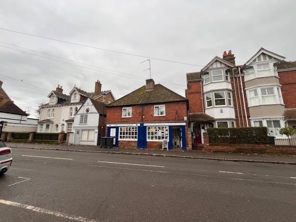 1 & 2 Clieve Cottages, Cookham, Investment / Retail For Sale - IMG_2719.JPEG