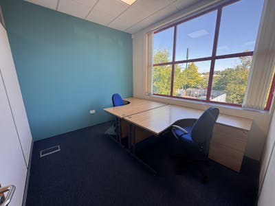 First Floor, Unit 5, Brindley Court, Worcester, Office To Let - IMG_0782.JPG