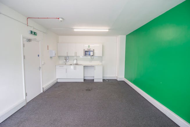 Unit 5, Barratt Way Industrial Estate, Harrow, Industrial / Warehouse To Let - 6.jpg