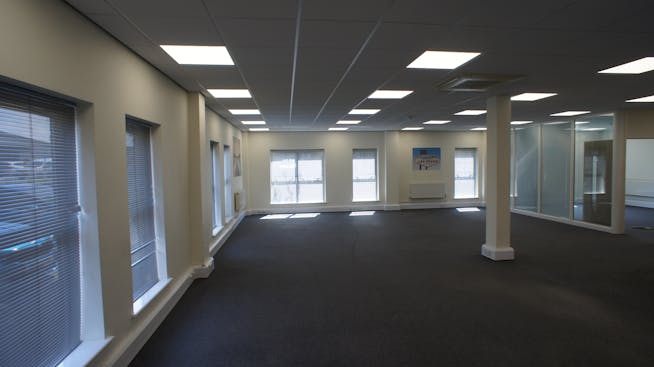 Ground Floor, 10 Coped Hall Business Park, Royal Wootton Bassett, Office To Let - DSC04179.JPG