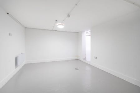 Zennor Trade Park, London, Industrial / Trade Counter / Urban Logistics To Let - IW-260124-CA-197-U 21.jpg