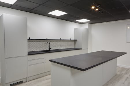 1 York Place, Aintree House, Leeds, Office To Let - Kitchen.jpg