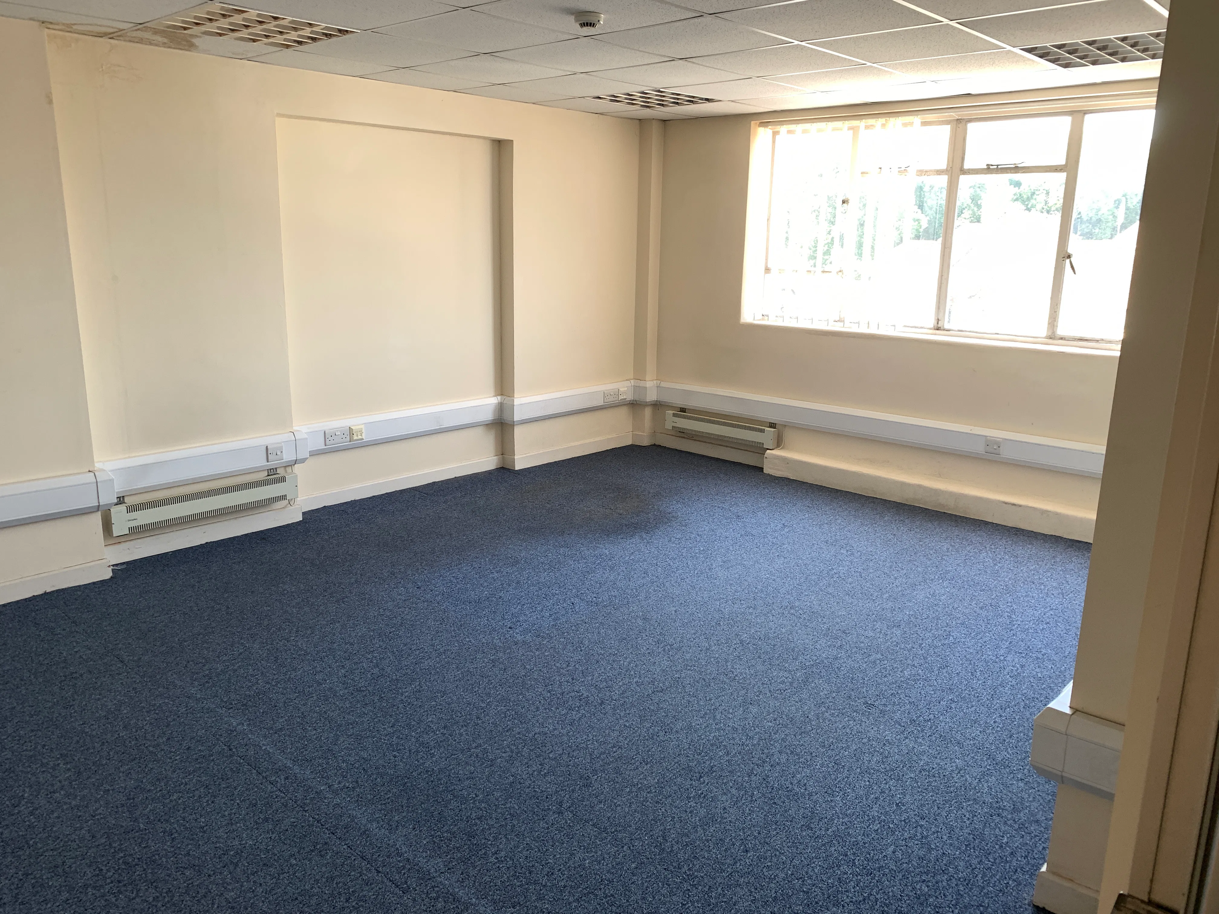 Units 5,6,8,10 & Ground Floor Unit 11a Triangle Business Centre, Lancing, Industrial / Office To Let / For Sale - Example first floor office - water leak to ceiling and wall.JPG