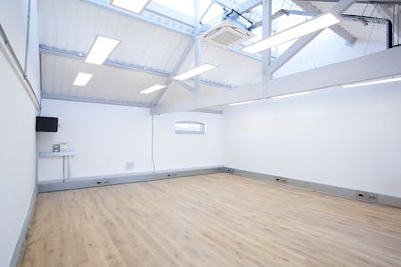 Islington Studios, Marlborough Road, London, Office To Let - SL_2.png