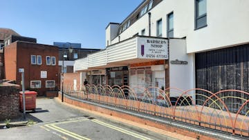 4 Feathers Lane, Feathers Lane, Basingstoke, Retail To Let - 20220719_140234.jpg