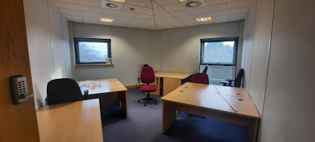 Unit 4 First Floor, The Triangle, Wildwood Drive, Worcester, Office To Let - 20230105_095537 (Unit 4).jpg