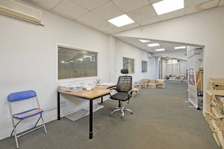 1-3 Riverside Way, Dewsbury, Industrial To Let - IMG_4558.jpg