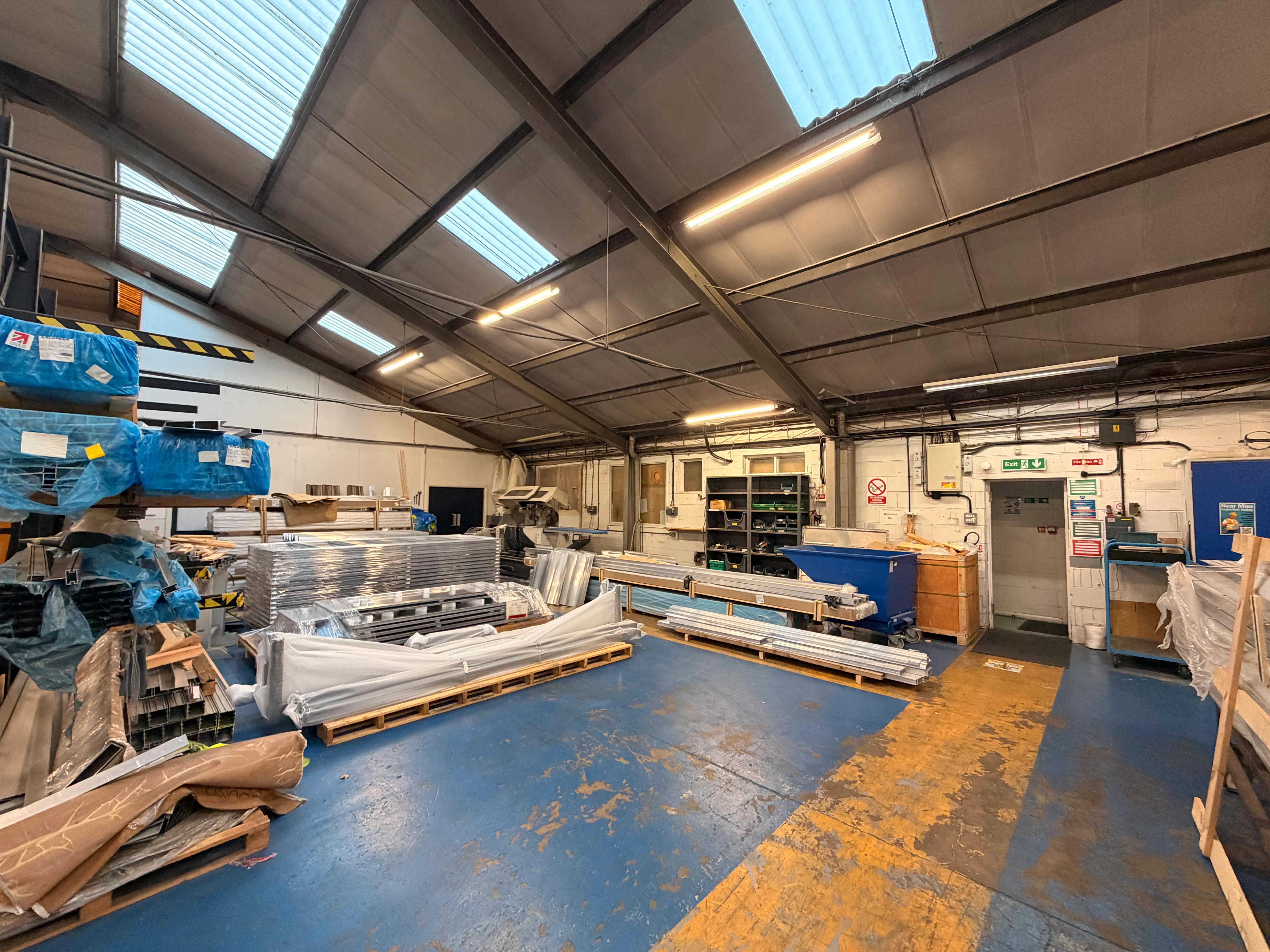 Unit 2 Blatchford Close, Horsham, Industrial For Sale - IMG_8547.jpeg