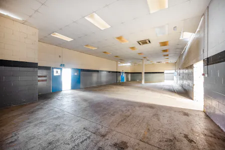 375 Bath Road, Slough, Industrial / Trade Counter To Let - w25.jpg