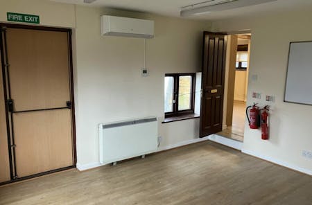 Suite 7 The Old Dairy, Hodore Farm Complex, Upper Hartfield, Office To Let - Hodore 5.jpg