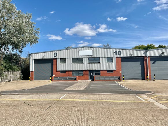 Unit 9 & 10  Airlinks Industrial Estate, Heston, Heathrow To Let - 9 10 Airlinks - Main 2.jpg