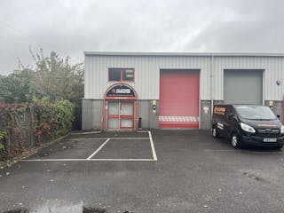 Unit 7 Manor Park Industrial Estate, Southampton, Industrial To Let - IMG_4997.JPG