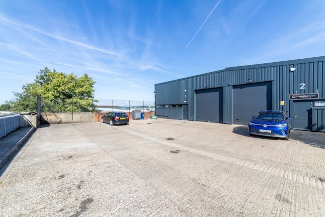 Unit 1 Wellington Park Industrial Estate, Staples Corner, Industrial To Let - Wellington_Park_Ind_Estate018.jpg