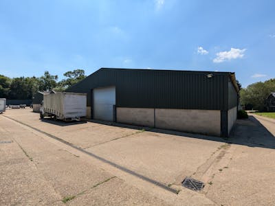 Unit A2 Chinthurst Farm,, Guildford To Let - 1000003604.jpg