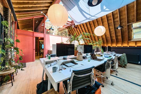 12 Printing House Yard, London, Office To Let - 130921310684ad2189a95aARW1.jpg