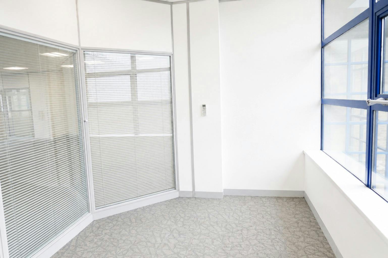 1 Astra Centre, First Floor, Harlow, Offices To Let - Astra first floor office interior 2.jpeg