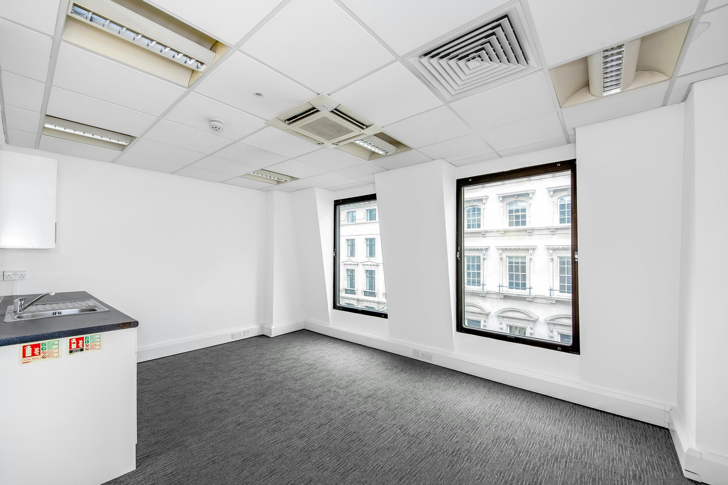 4th Floor, 5 Conduit Street, London, Office To Let - IMG_0679.jpg