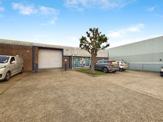 14 Braiswick Place, Basildon, Industrial / Office To Let / For Sale - 7d950f26IMG20251104WA0025.jpg