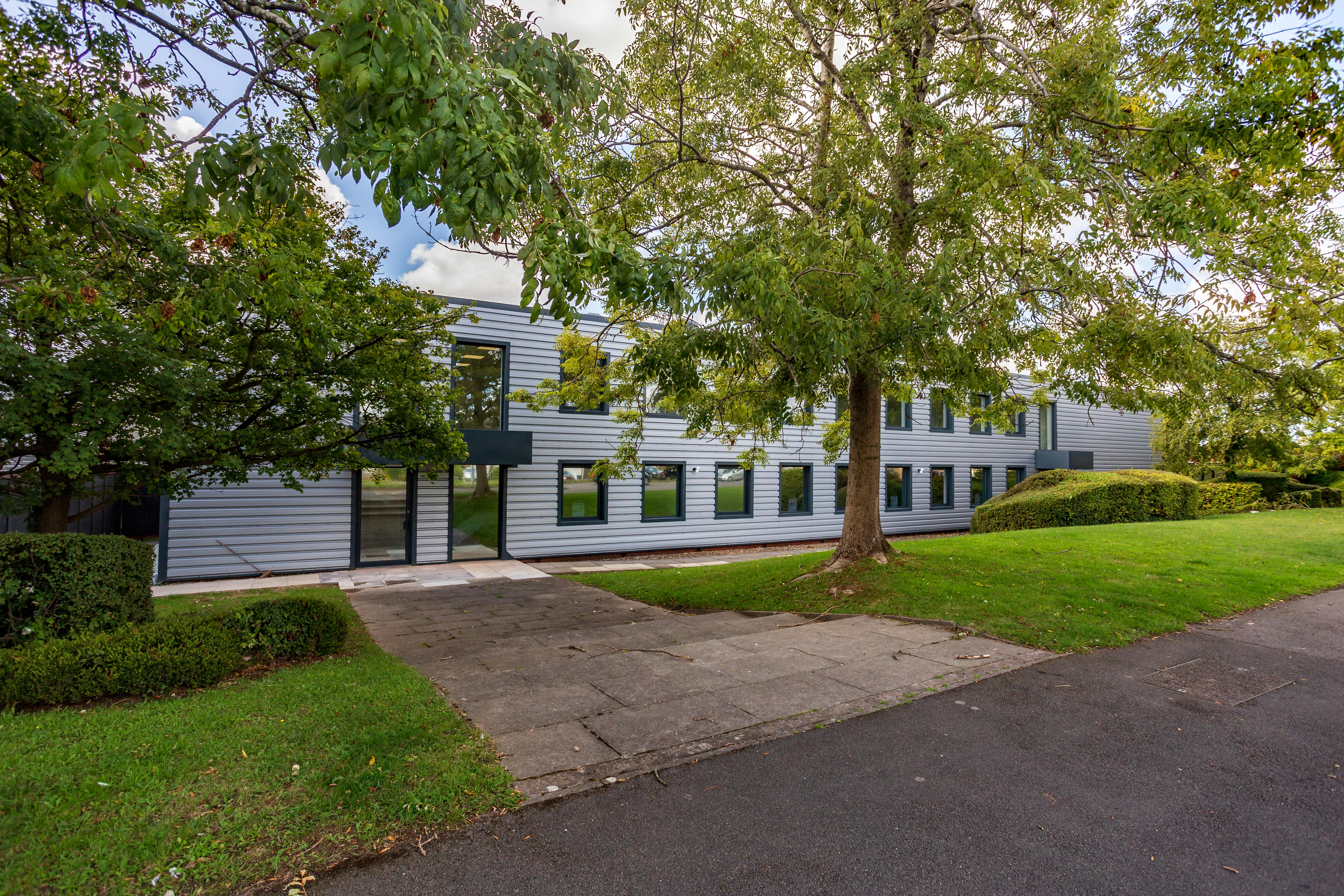 Unit 2 Woodside Industrial Estate, Humphrys Road, Dunstable, Warehouse & Industrial To Let - HLP_T_250922_3154.jpg