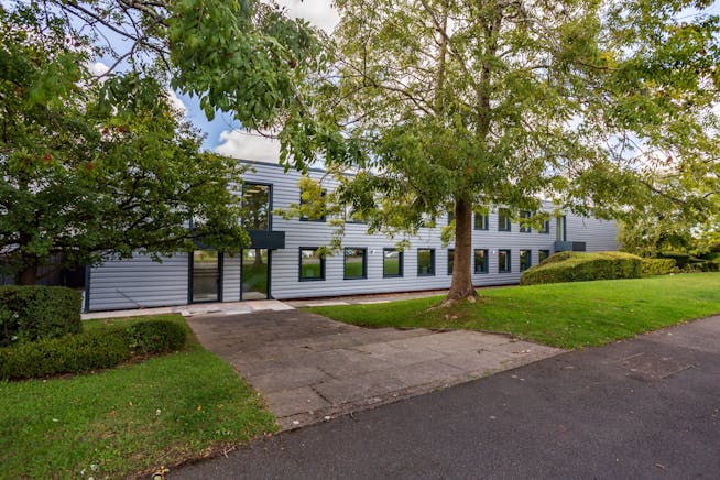 Unit 2 Woodside Industrial Estate, Humphrys Road, Dunstable, Warehouse & Industrial To Let - HLP_T_250922_3154.jpg