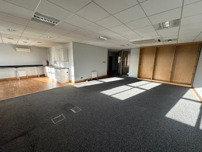 Pegasus House, Slough, Office To Let - 26 Pegasus int 1.jpg