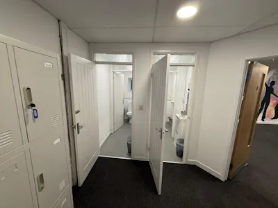 Unit 8, Brookside, Southend-on-Sea, Industrial / Office To Let - WhatsApp Image 2026-09-10 at 9.59.12 AM (1).jpeg