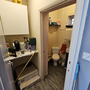 Unit B, 4 Belmont Buildings, High Street, Crowborough, Office / Retail To Let - 334f2328573547258781a1ae49fd76e1.jpg