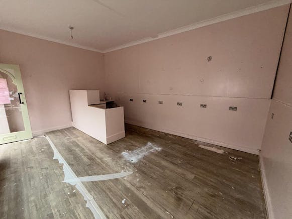 Shop 4 Berry's Arcade, Rayleigh, Retail To Let - WhatsApp Image 2026-02-06 at 10.13.08.jpeg