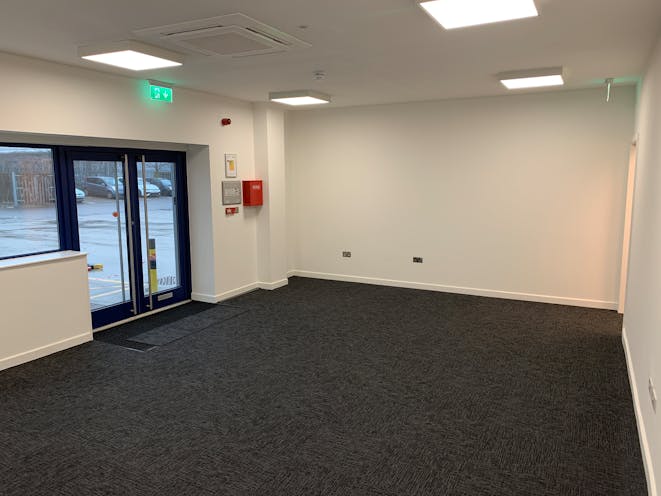 Units 4 & 5 Reading Trade Centre, Reading, Industrial / Warehouse To Let - Unit 4