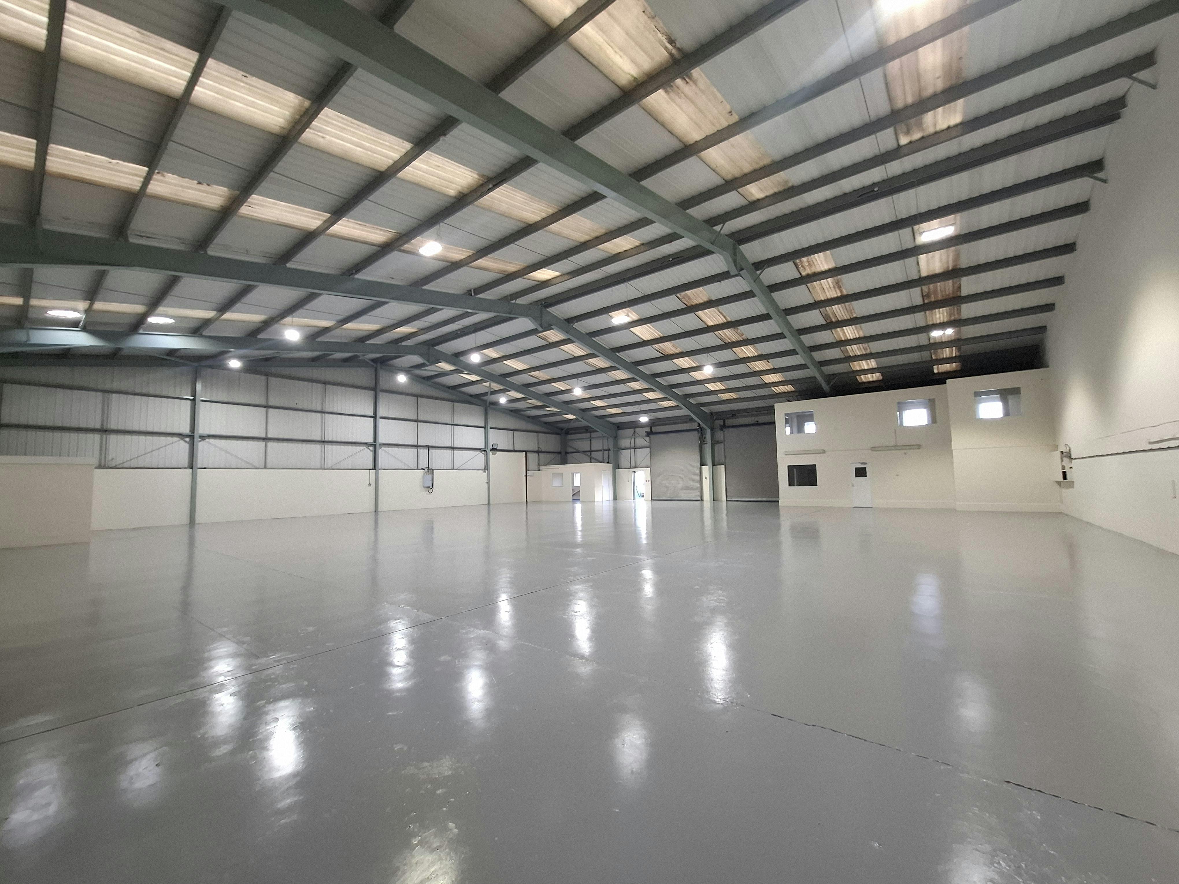 Industrial Unit in Droitwich - photo 2