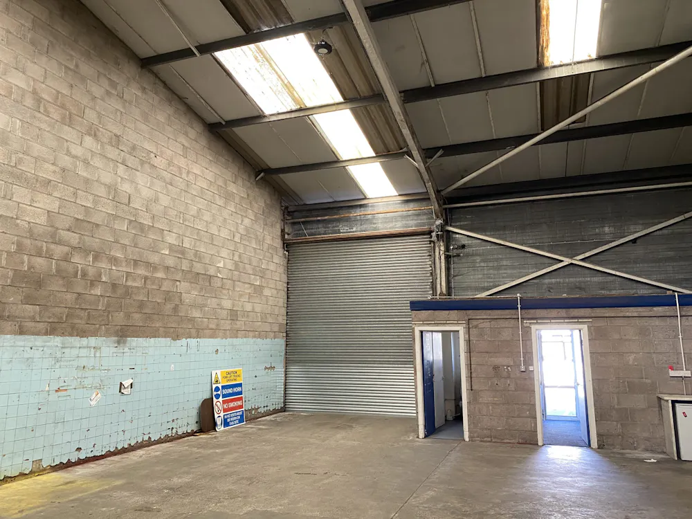 Unit 12, George Street - Image 3