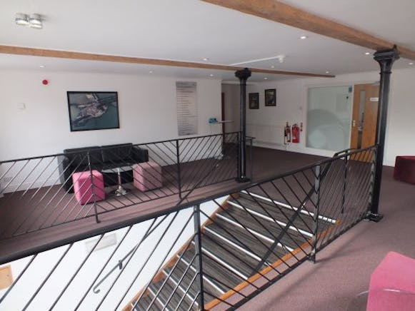Eagle Suite, The Wheelhouse, Stonehouse, Office To Let - Wheelhs recept photo.JPG