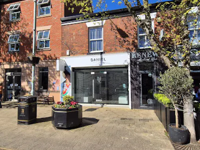 42 London Road, Alderley Edge, Office / Retail To Let - 20260424_104250.jpg