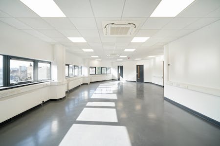 Unit 2000, Regis Road, London, Office To Let - Unit2000KentishTown-17.jpg