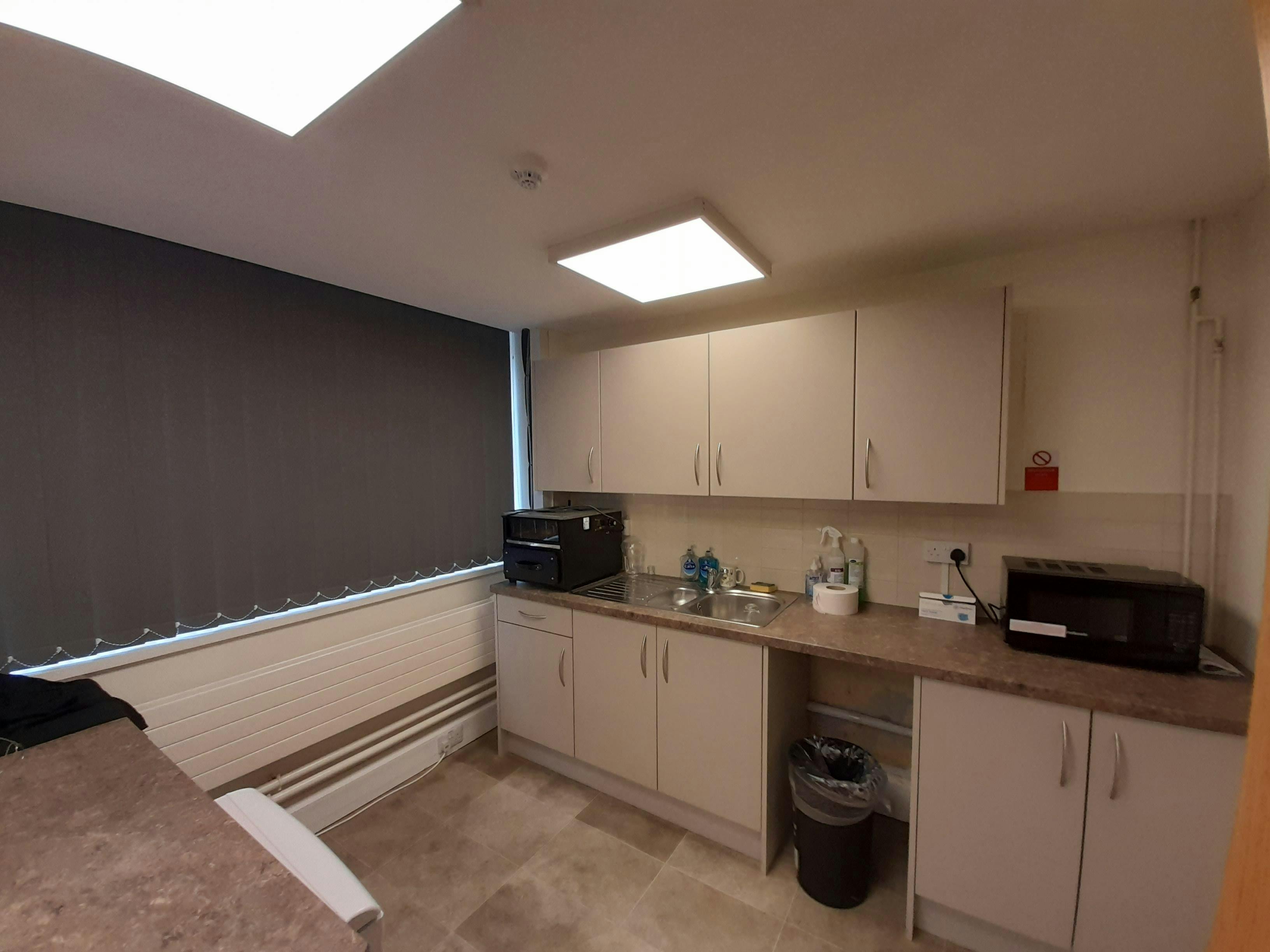 The Office Suites, Paddington House, Basingstoke, Offices To Let - proKZmrSff2.jpeg