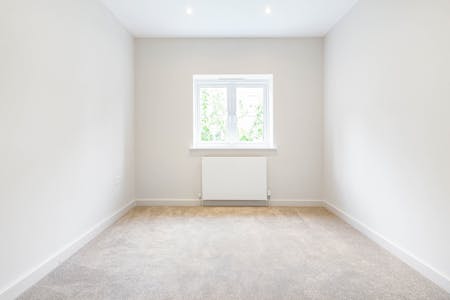 Tuskar Street, London, Terraced house To Let - Bedroom