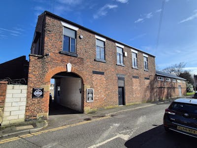 Unit 2 - 5, Stockport, Industrial/Logistics / Investment / Office To Let / For Sale - 20260303_125711.jpg