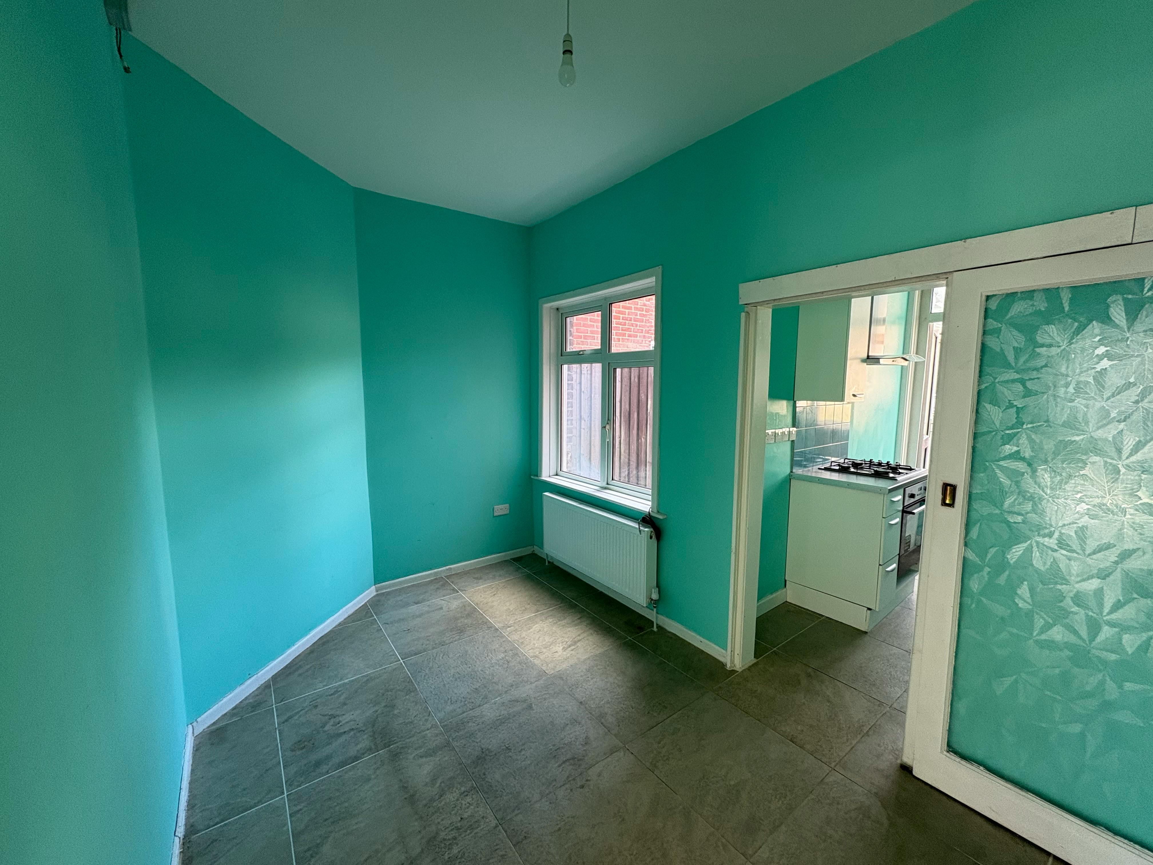 Retail/Shop in Southampton - photo 4