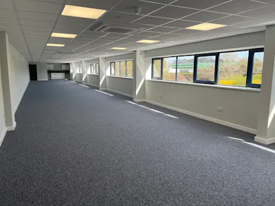 28 Heathfield, Milton Keynes, Industrial / Warehouse To Let - Image 8