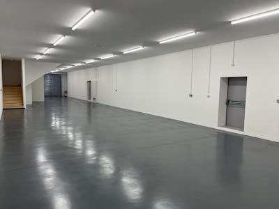 7a & 7b West Mews, London, Industrial/Logistics To Let - 5.jpg