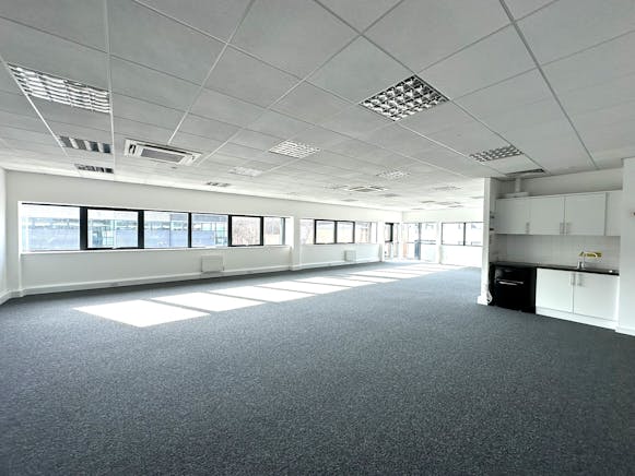 Unit 4 Vision, West Acton, Industrial To Let - Unit 4 - IMG_0821.JPEG