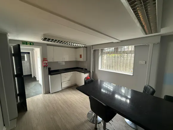 Units 14 and 14a, Rawreth Industrial Estate, Rayleigh, Industrial To Let - Kitchen