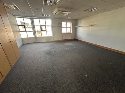 Pegasus House, Slough, Office To Let - 26 Pegasus int 3.jpg